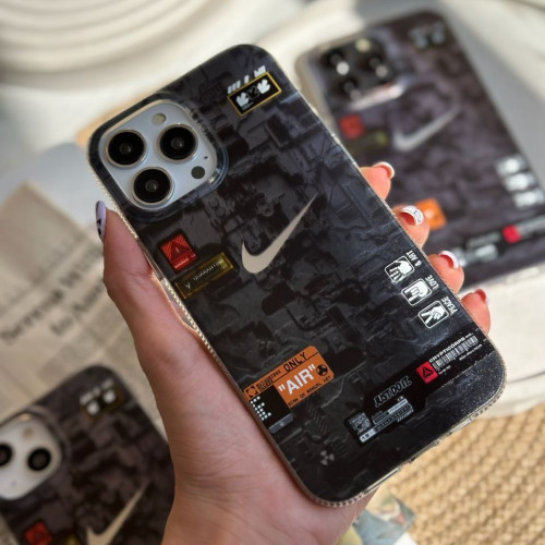 قاب ورزشی Nike Technology گوشی آیفون 11
