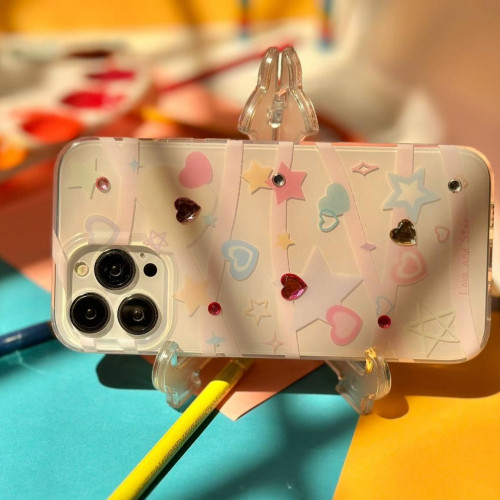 iPhone 14 Pro Max and diamond heart case