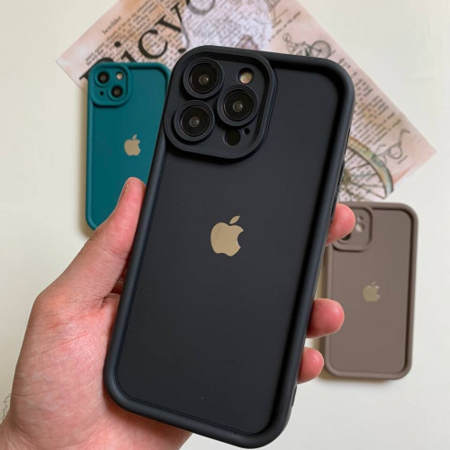 Solid case for iPhone 13